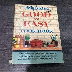 Vtg, 1954 1st Edition 6th printing Betty Crocker’s Good and Easy Cookbook.